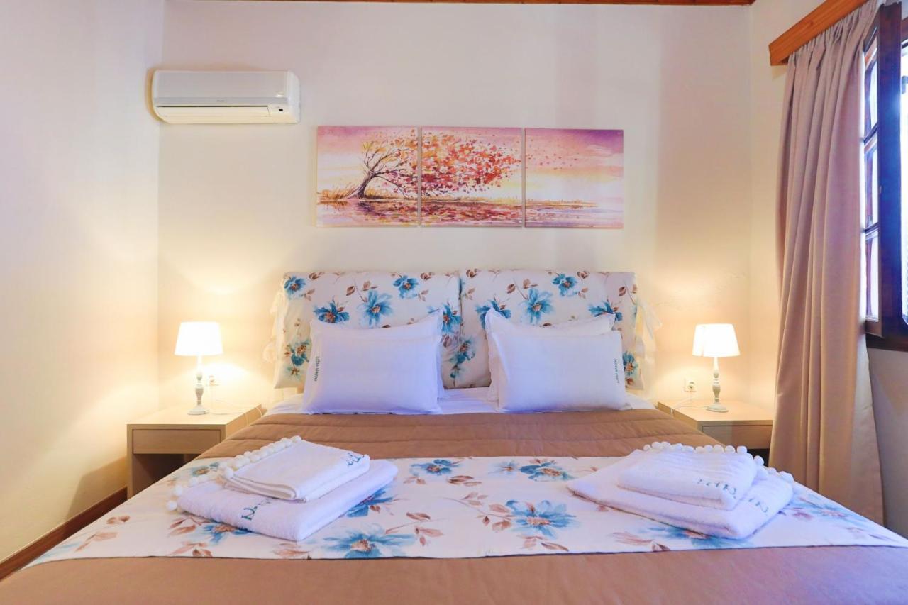 Nina Apartment Gaios Bagian luar foto